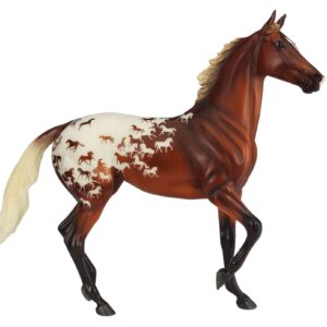 A flaxen red chestnut blanket appaloosa horse-images of horses on the horses rear